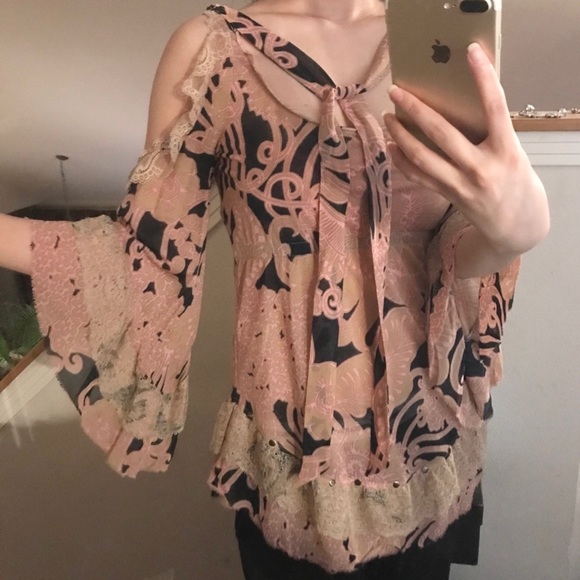 Valentino y2k lace bell sleeve blouse - Picture 6 of 16